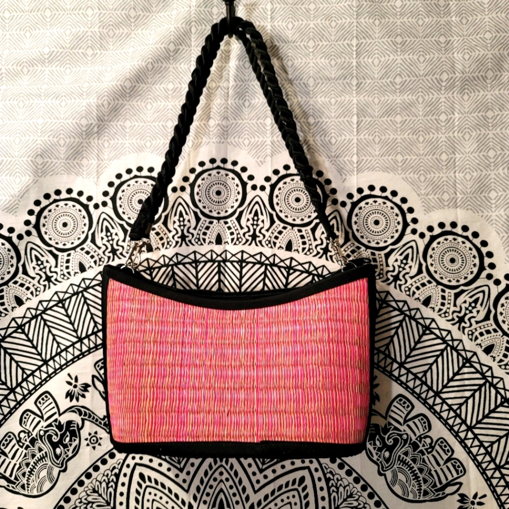Cute straw purse
